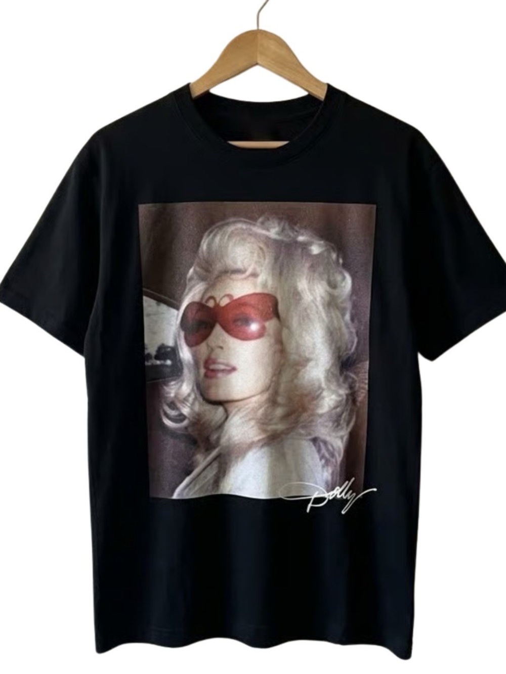 Gildan Black Dolly Parton Country Music T-shirt